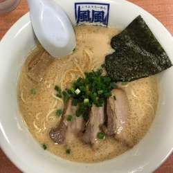 とんこつラーメン
