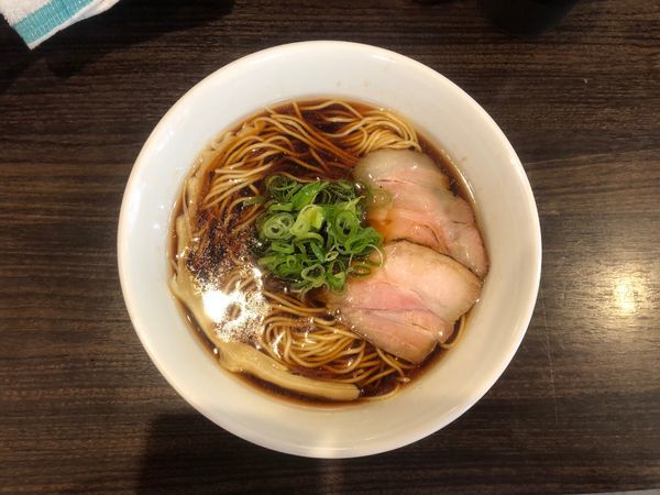 「醤油ラーメン」@かしわぎの写真