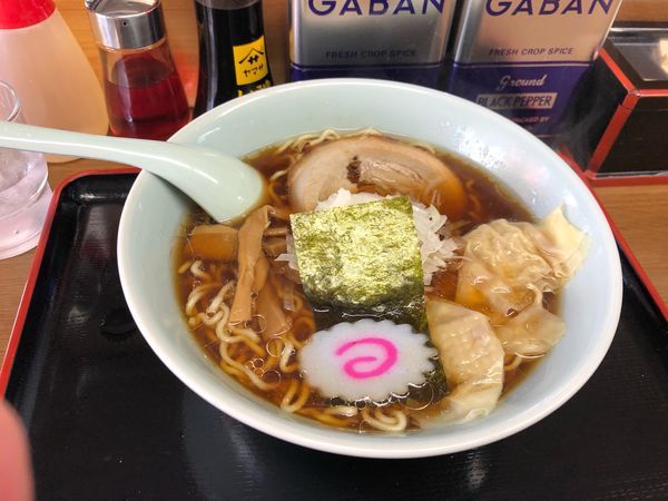 「ワンタン麺  750円」@ラーメンおざくの写真