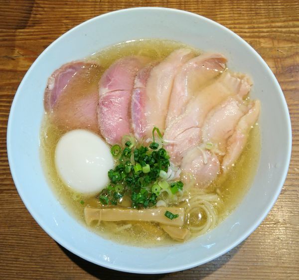 「しお全部のせ」@町田汁場 しおらーめん 進化の写真