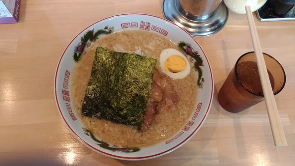 「背脂とんこつ正油（780円）」@ザ・東京豚骨ラーメン屋 SAKU 牛久店の写真