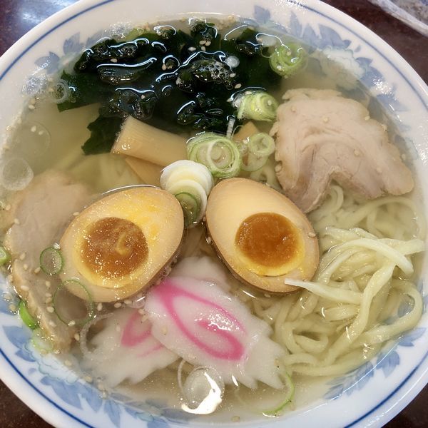 「塩ラーメン＋味玉」@手打ちラーメン 恒の写真