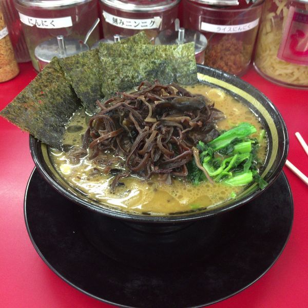 「ラーメン キクラゲ チャーシュー」@家系ラーメン 王道 いしいの写真