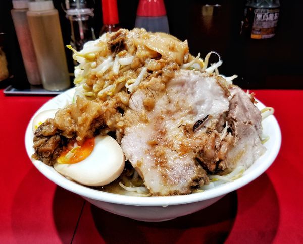 「中ラーメン」@立川マシマシ 国分寺店の写真