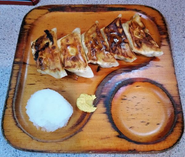 「餃子(5個)　300円」@コント 浅草本店の写真