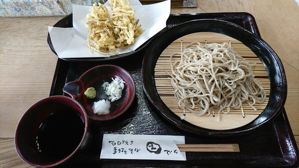 「せいろ＋ごぼう天ぷら（３５０円）＝１２００円」@いなかそば 田の写真