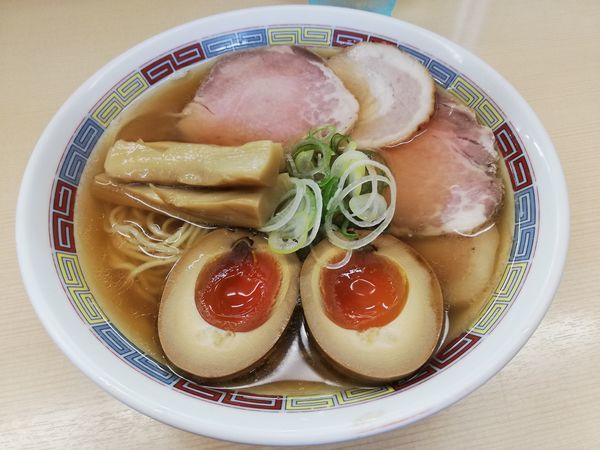「特製煮干しラーメン」@煮干鰮らーめん 圓の写真