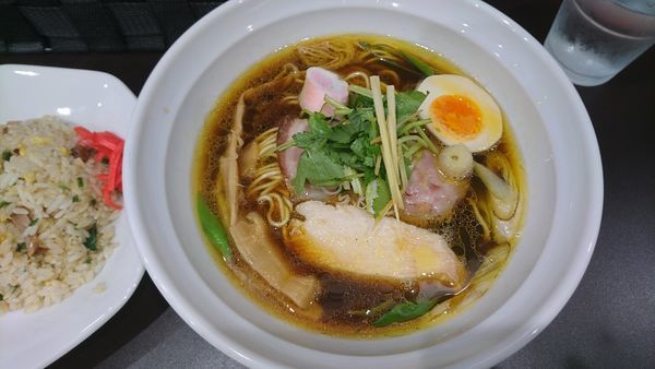 「[限定]キジ清湯中華そば800円+半チャーハン200円」@麺や hideの写真