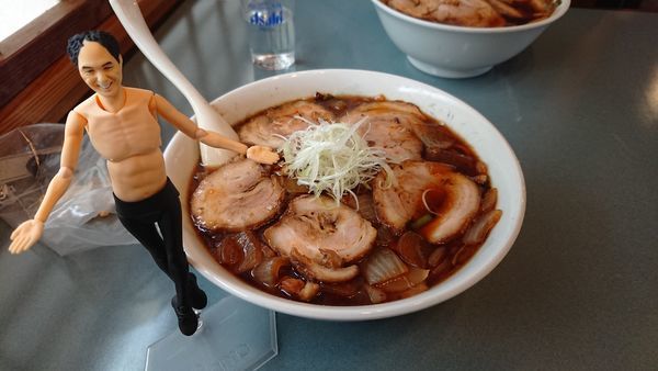 「アリランチャーシュー大盛1400円」@八平の食堂の写真