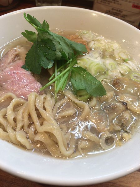 「【限定】貝潮手揉みらーめん ９００円」@鮮魚らーめん 五ノ神水産の写真