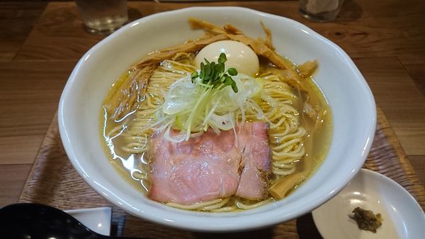 「塩と貝の味玉ラーメン大盛り(880+150円)」@ラーメン 健やかの写真