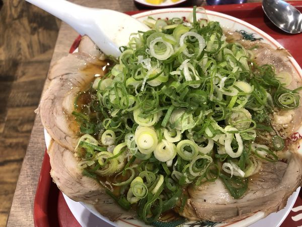 「醤油肉入りラーメン 850円」@ラーメン魁力屋 イオンモール神戸南店の写真