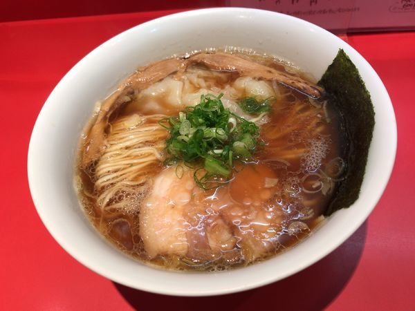 「ワンタンめん」@カドヤ食堂 本店の写真