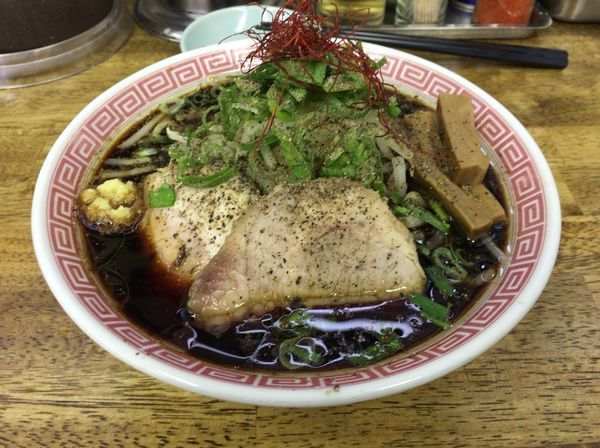 「【限定】丸めブラック(Ver.2)」@中華蕎麦 丸め 東久留米店の写真