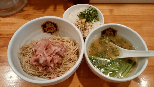 「真鯛つけ麺　雑炊セット¥1000-」@真鯛らーめん 麺魚の写真