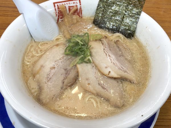 「豚骨ラーメン」@風風ラーメン 高円寺南店の写真