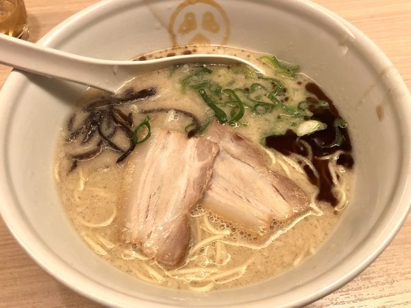 「特濃白」@TOKYO 豚骨 BASE MADE by 博多一風堂 ecute品川サウス店の写真