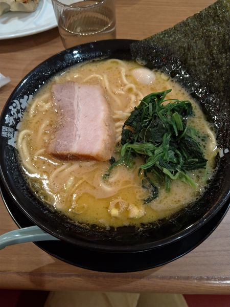「ラーメン」@町田商店 泉バイパス店の写真