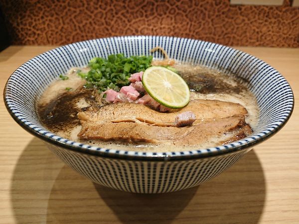 「ラム豚骨らーめん 塩」@自家製麺 MENSHO TOKYOの写真
