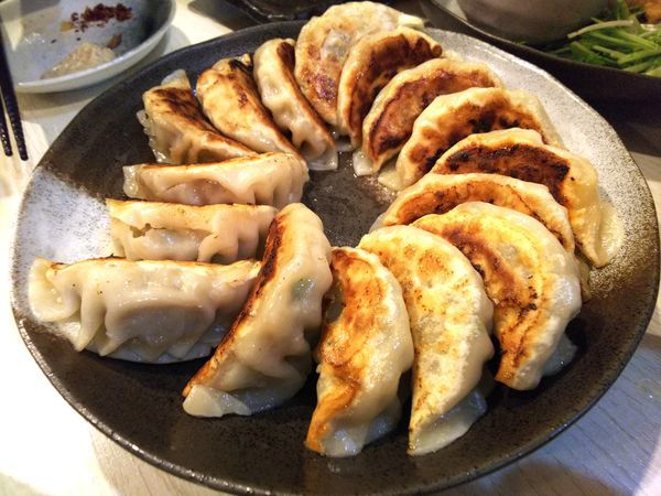 「餃子　オフ会コース（3500円）内」@麺屋 誉の写真