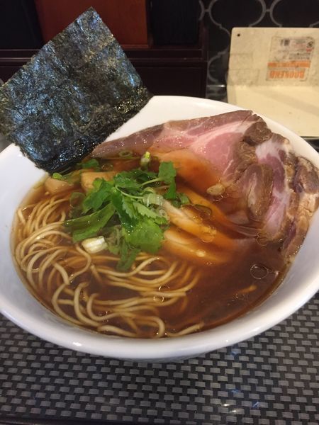 「鶏チャーシュー麺」@赤青(MURASAKI)の写真