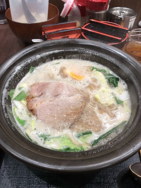 「豚骨塩ラーメン」@せんじゅ 麺処 猪太の写真