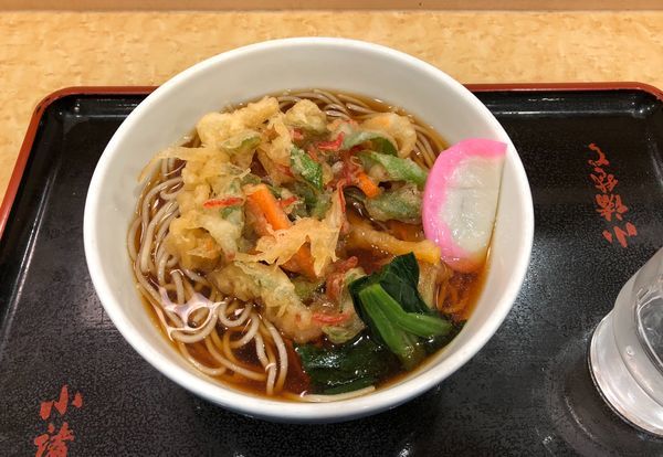 「かき揚げそば」@小諸そば ニコライ坂店の写真