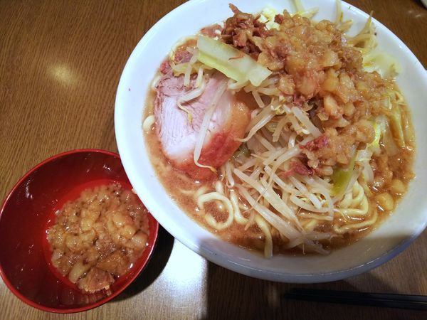 「ラーメン　全マシ　750円」@俺の生きる道 つくば店の写真