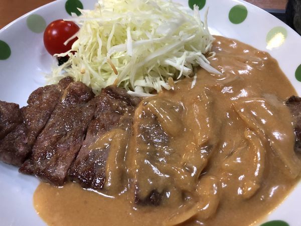 「ビフテキ 750円＋テールスープ(小) 100円」@中華そば 龍の髭の写真