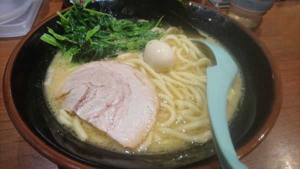 「ラーメン並」@横浜家系ラーメン 壱角家 三鷹店の写真