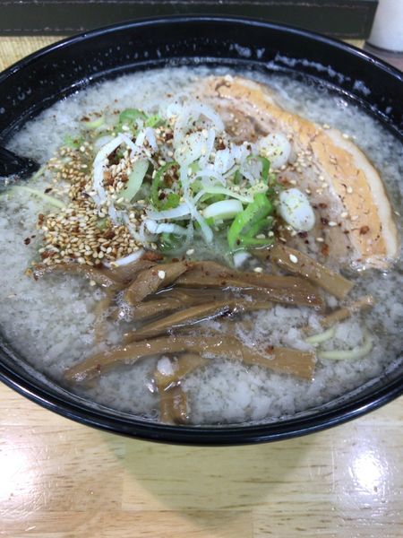 「塩らーめん」@麺屋 る・ぐー 三郎丸店の写真