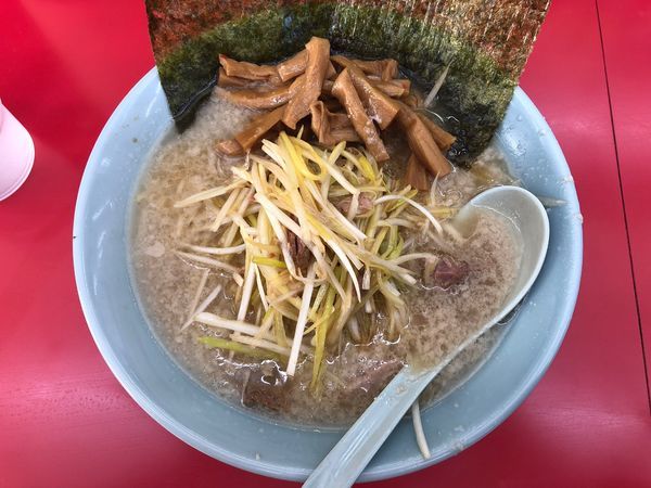 「ネギラーメン＋メンマ」@ラーメンショップ椿 河内店の写真