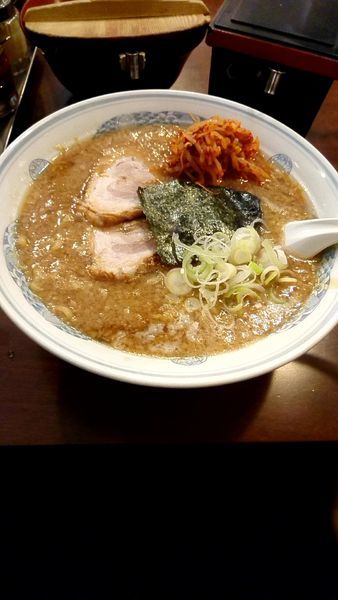 「ラーメンクーポン500円大盛100円」@麻布ラーメン 慶応三田店の写真