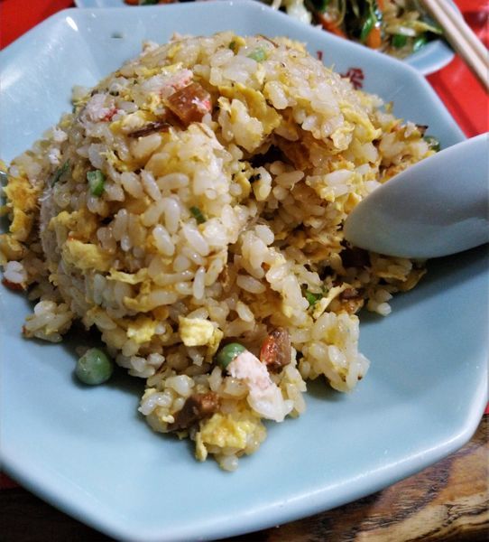 「五目チャーハン　850円」@十八番の写真