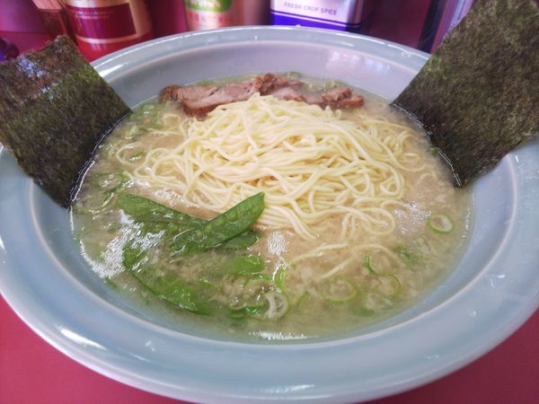 「中ラーメン」@ラーメンショップ 羽村店の写真
