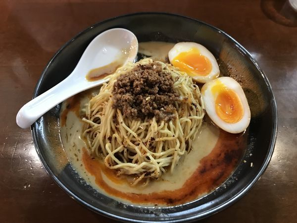 「汁無し坦々麺」@らーめん六弦の写真
