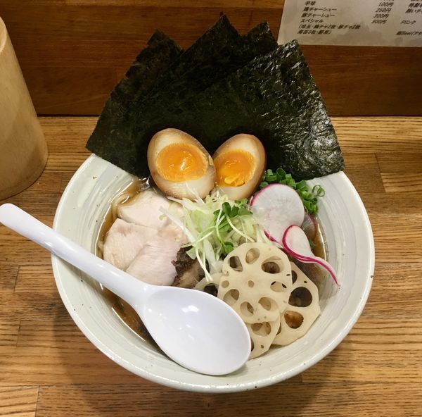 「鶏清湯らーめん(並)+スペシャルトッピング」@横須賀らぁ麺しろの写真