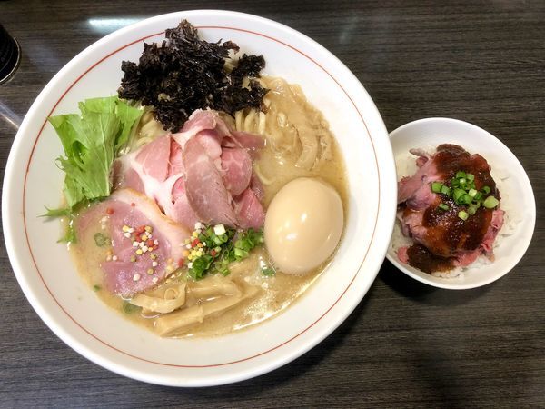 「【7周年限定】鴨真鯛らーめんとローストビーフ丼￥1180」@ラーメンつけ麺 奔放の写真