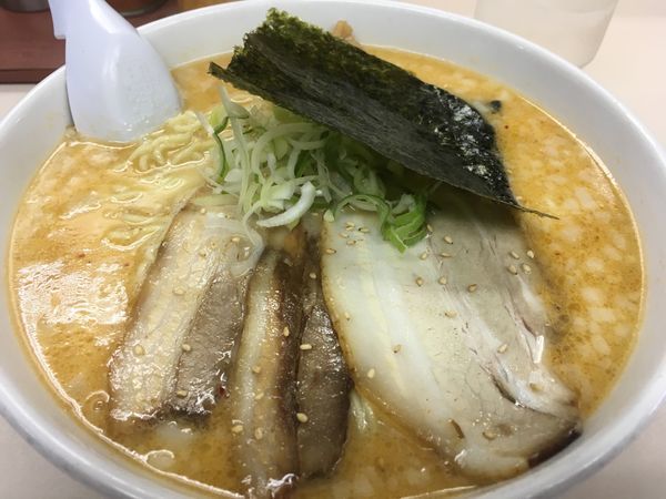 「味噌ラーメン 大盛 800円」@らーめん五丈原 本店の写真