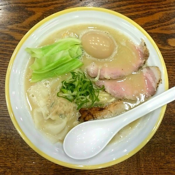 「特製鶏白湯そば」@麺宿 志いなの写真