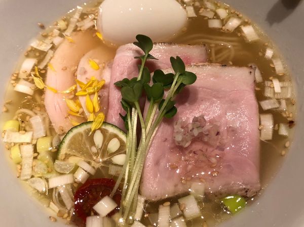 「特製鶏そば 1000円 そぼろご飯200円」@鶏そば 山もとの写真