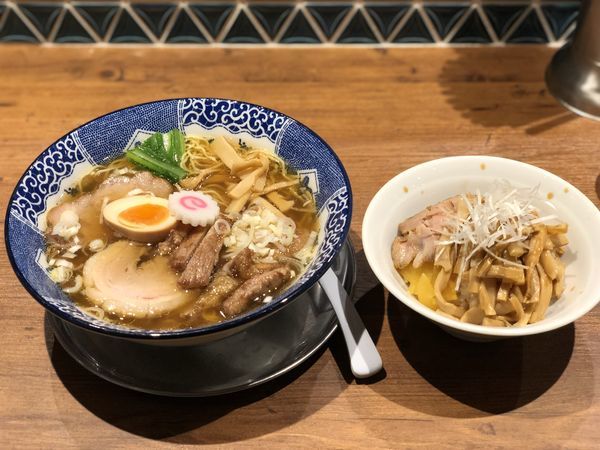 「特製精湯醤油」@ハマカゼ拉麺店の写真