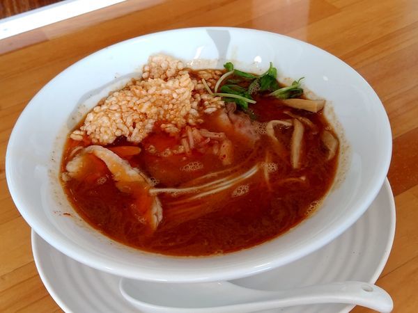 「エビ白湯ラーメン(並盛・150g)900円＋麻婆定食250円」@らーめん食堂 ゆうき屋の写真