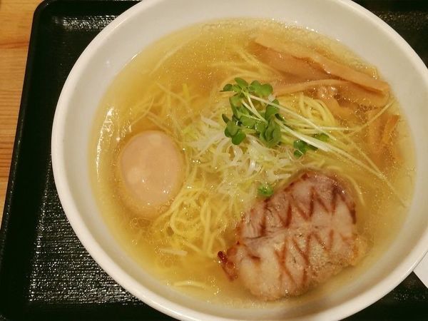 「芳醇鶏そば(塩)味玉のせ」@麺屋 ふぅふぅ亭の写真