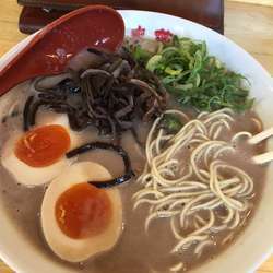 もくれん味玉豚そば