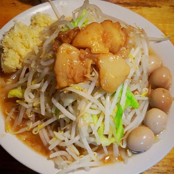 「ラーメン（200g）800円＋味付けうずら 100円」@三十郎 下館駅南店の写真
