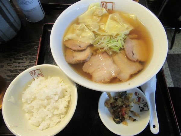 「わんたんラーメン（８４０円）」@喜多方ラーメン 坂内 有楽町店の写真