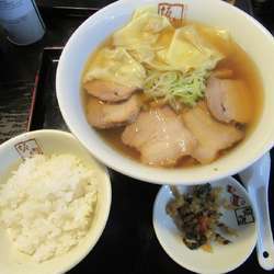 わんたんラーメン（８４０円）