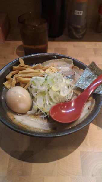 「特製ラーメン」@にぼしらーめん88の写真
