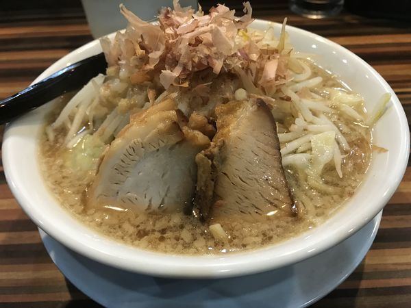 「ラーメン（並）」@ラーメン・つけ麺 笑福 大阪西中島店の写真
